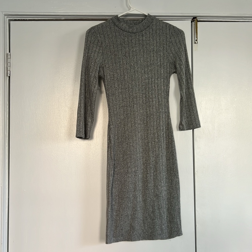 3/4 Sleeve Heart and Hips Open Back Dress